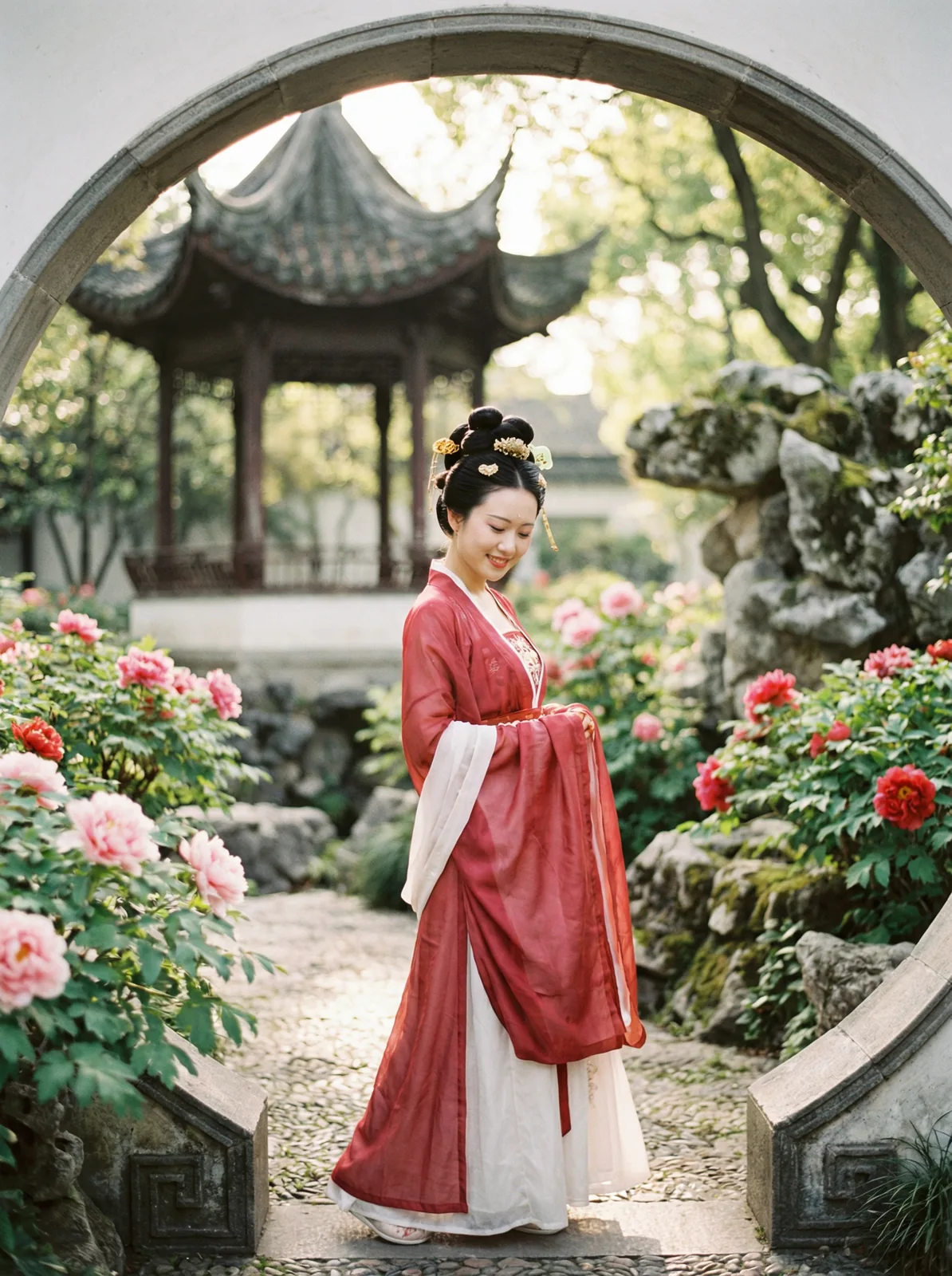 集芳阁 - 月下牡丹亭汉服襦裙写真